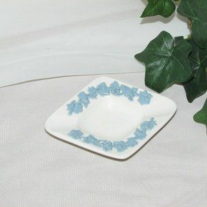 Wedgwood Queen's Ware Ashtray Vintage England White Blue